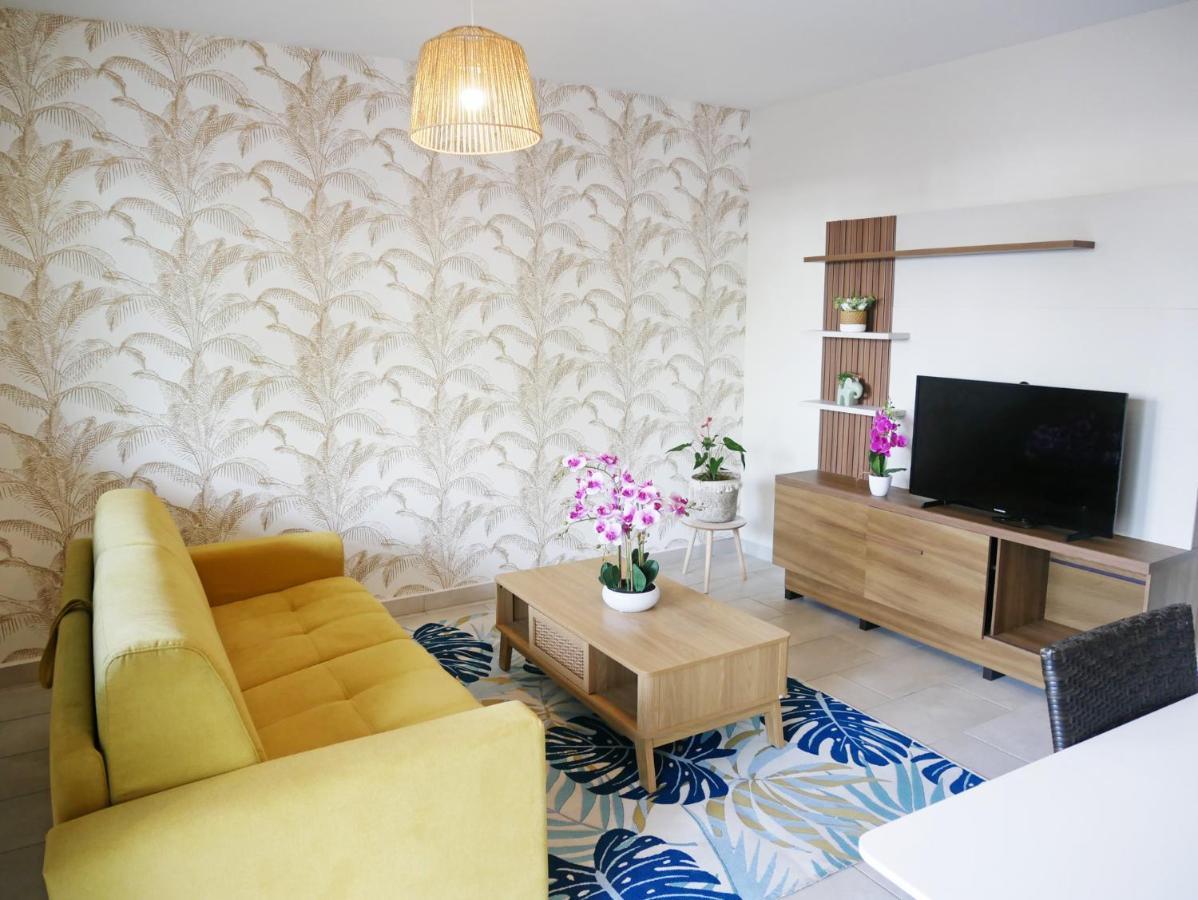 Tropical Suites Saint Pierre Bagian luar foto
